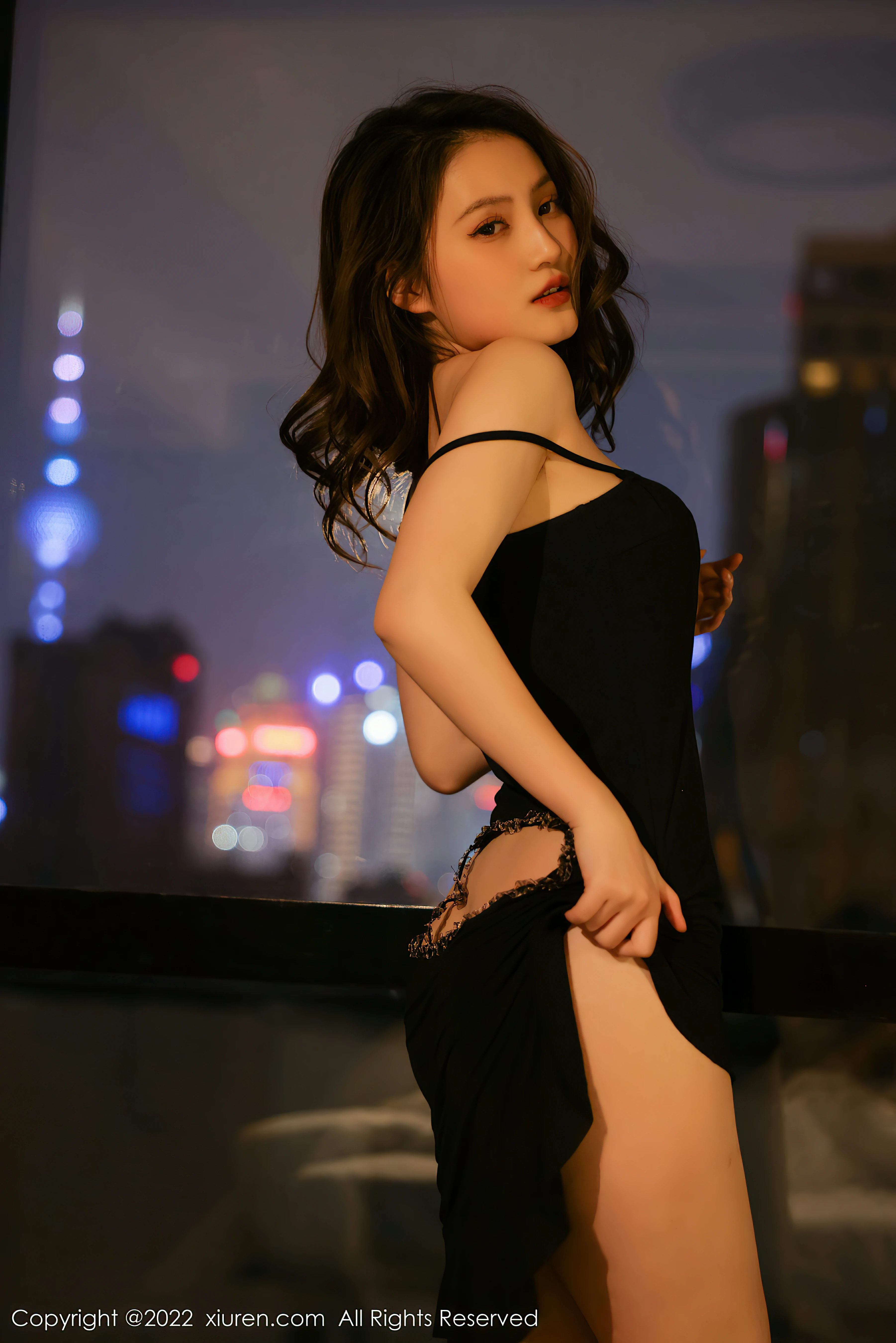 [Xiuren秀人网]XR20220222N04618 你的兔妹妹 黑色吊带连衣裙性感私房写真集,0021