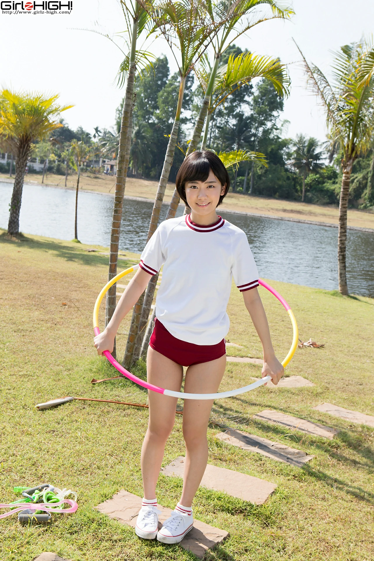 [Girlz-High]0010 西野小春（にしの こはる，Koharu Nishino）白色短袖加红色短裤性感写真集,photo_011