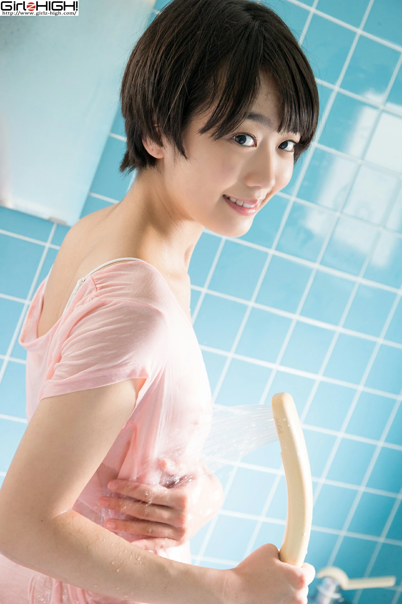 [Girlz-High]0015 西野小春（にしの こはる，Koharu Nishino）粉色短袖加白色比基尼泳装性感私房写真集,photo_007