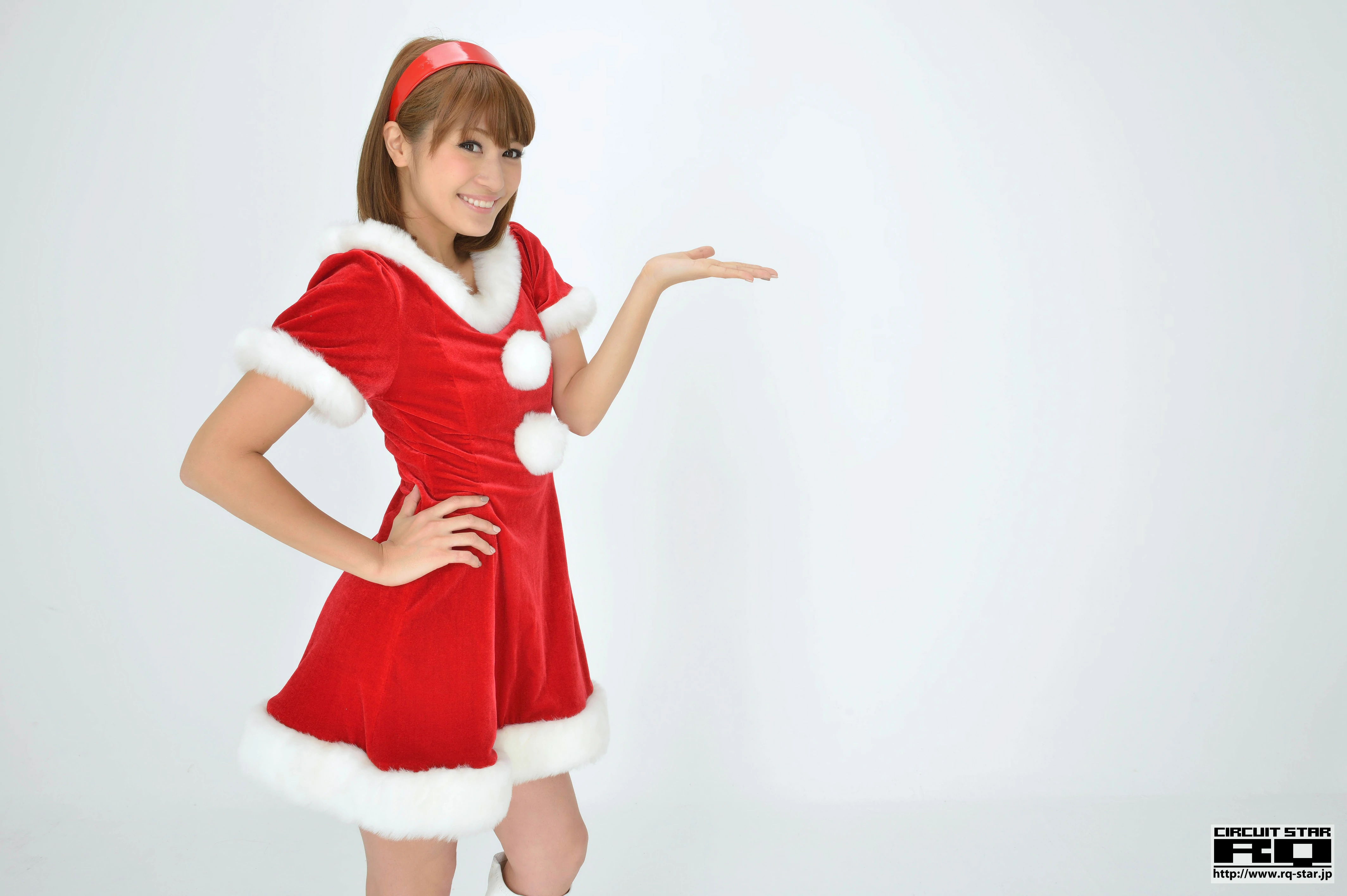 [RQ-STAR写真]NO.00732 柴原麻衣 Mai Shibahara 红色圣诞女郎制服裙清纯写真集,016