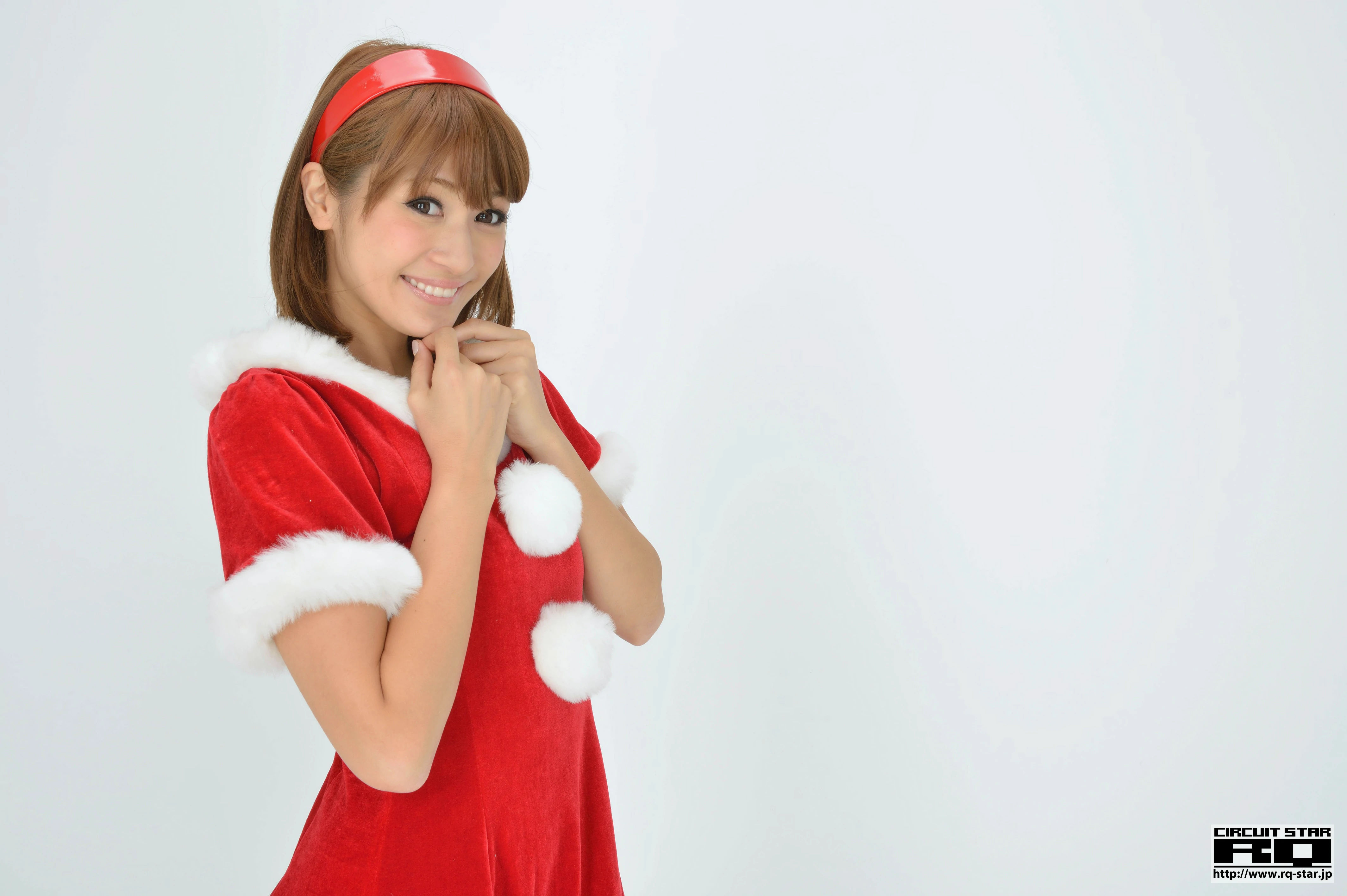 [RQ-STAR写真]NO.00732 柴原麻衣 Mai Shibahara 红色圣诞女郎制服裙清纯写真集,011