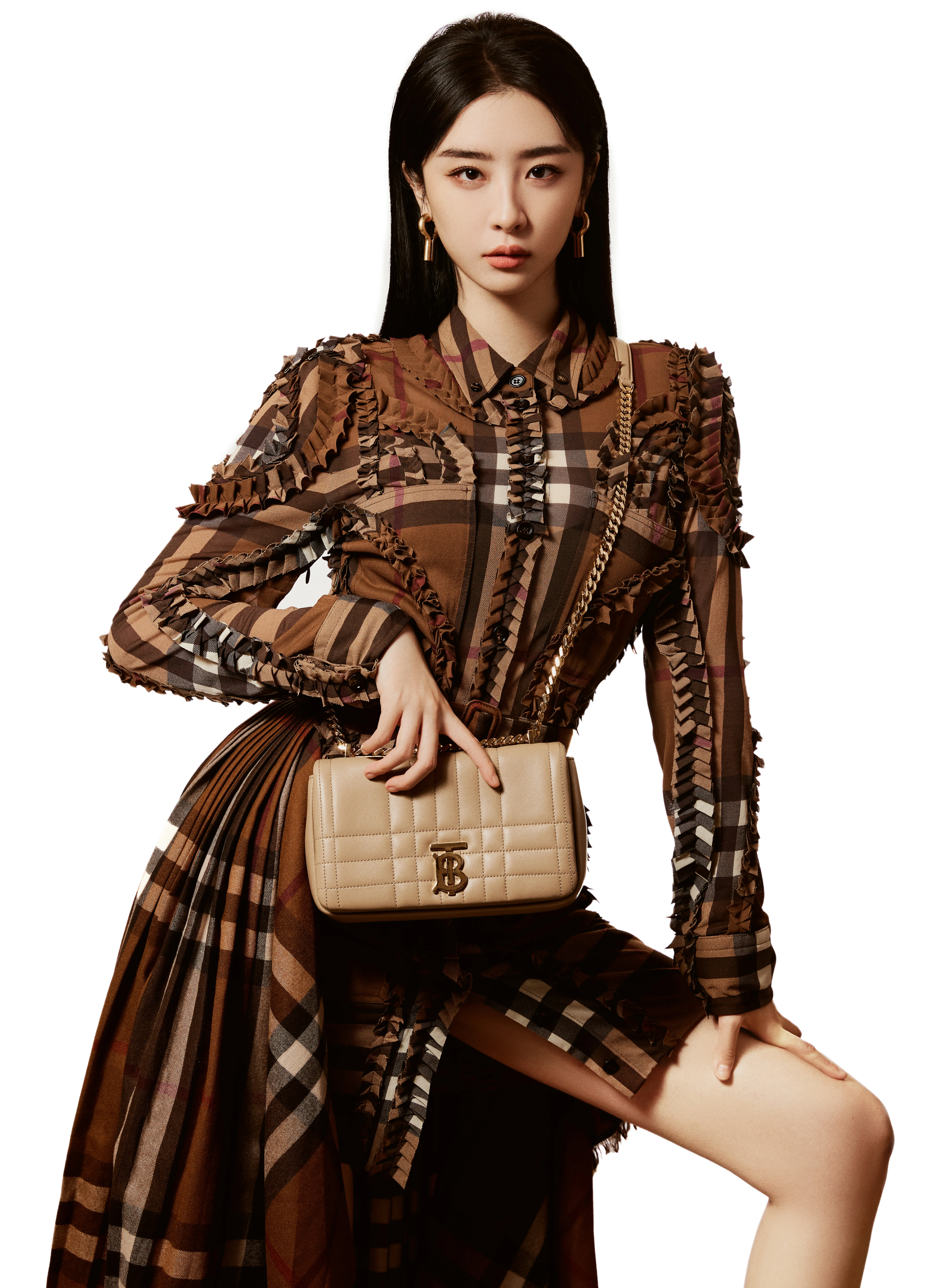 赵小棠身着棕色格纹连衣裙，细节丰富、充满设计感,7