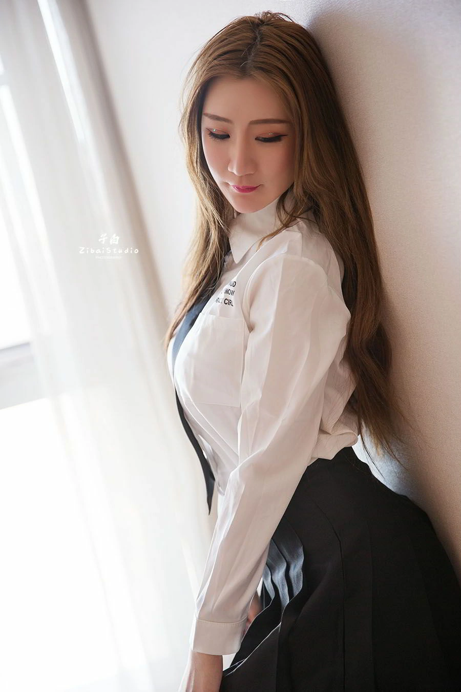 [TouTiao头条女神]2020-04-05 长腿女生 玄子 日本JB制服加黑色短裙性感写真集,030