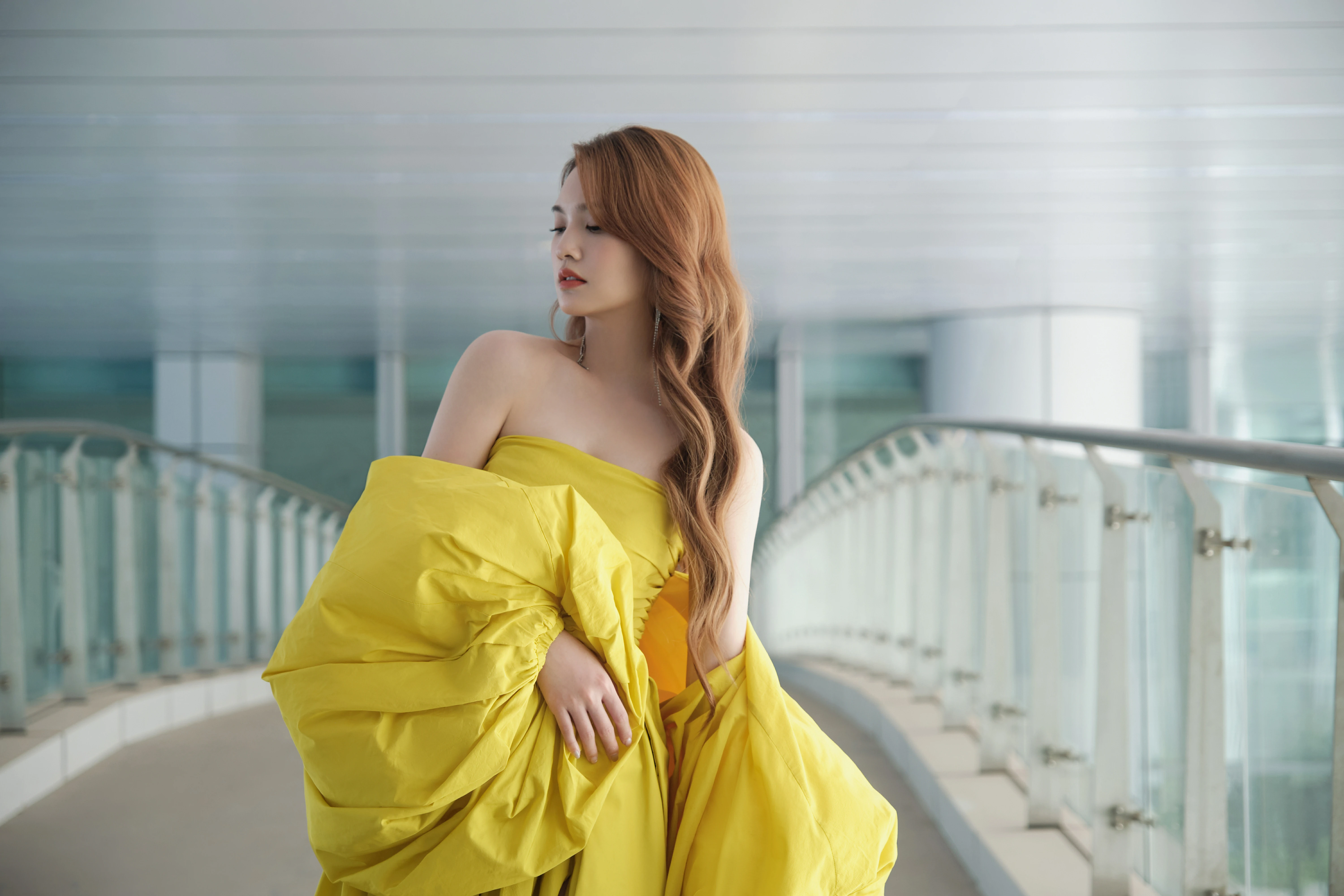 杨丞琳《我们的歌》最新造型写真发布 斜麻花辫造型出镜甜又靓,22
