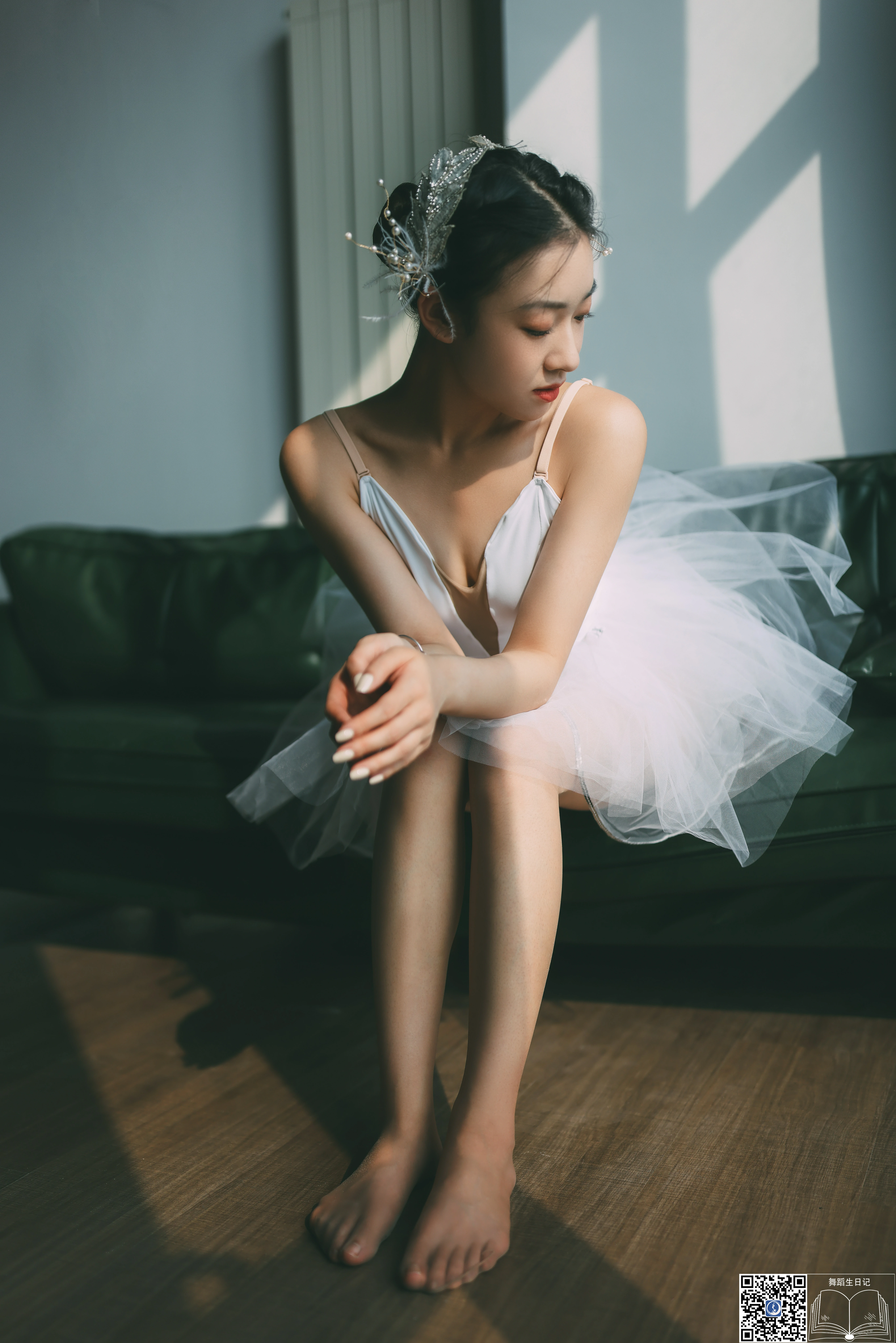 [GALLI嘉丽]舞蹈生日记 047 金星 白色吊带芭蕾舞裙性感写真集,16