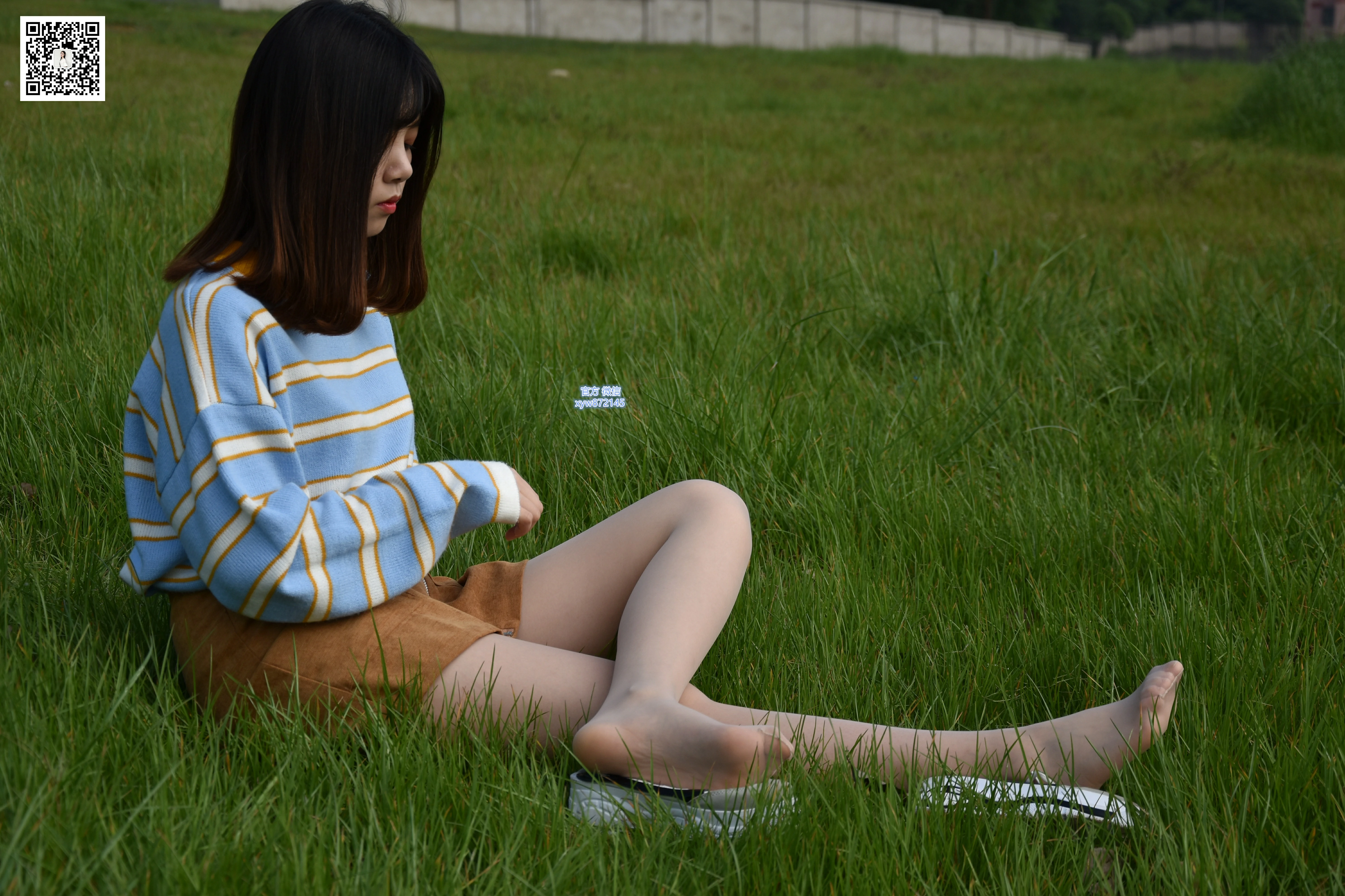 [大生模拍]NO.018 青青芳草地 欣欣 橙色短裙加肉丝美腿性感写真集,DSC_0043