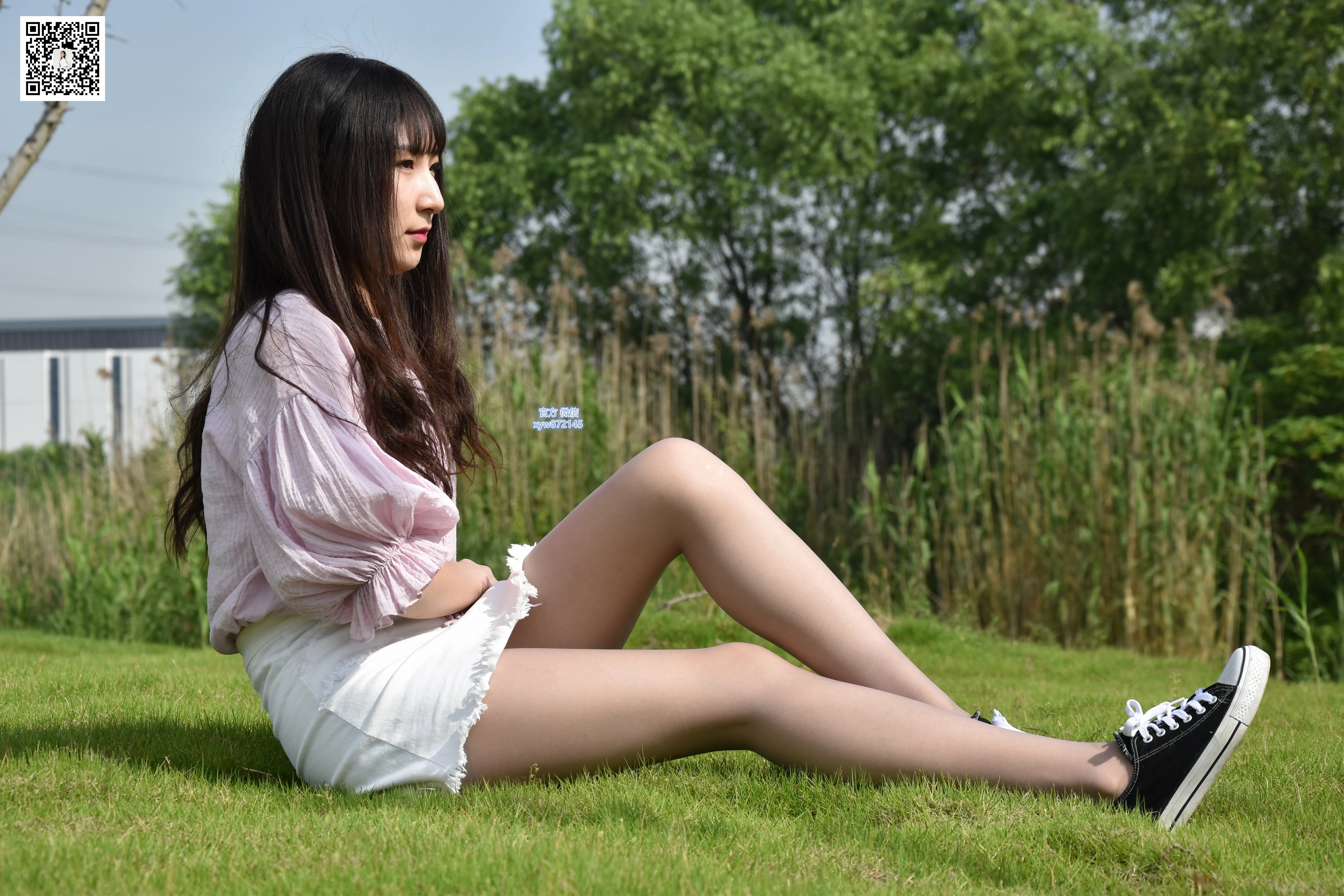 [大生模拍]NO.020 草坪少女 琦琦 粉色衬衫与白色短裙加肉丝美腿性感写真集,DSC_0167