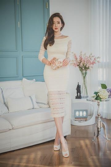 韩国美女模特李妍静 白色透视镂空连衣裙居家性感写真集