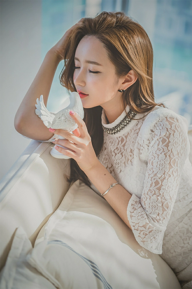 韩国美女模特李妍静 粉色透视连衣裙与白色镂空礼服性感写真集,1 (20)