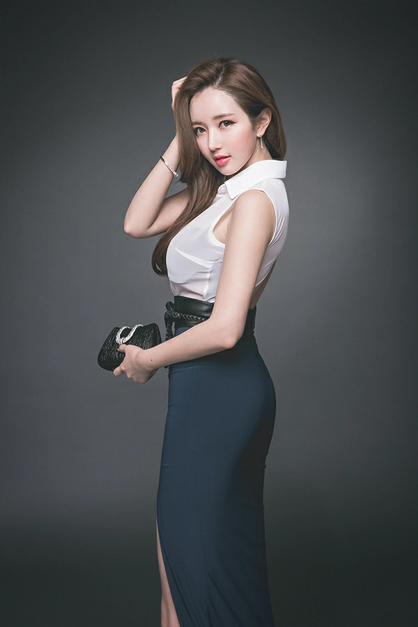 韩国美女模特李妍静 白色裸背连衣裙与粉色衬衫加黑色短裙性感写真集,2 (9)