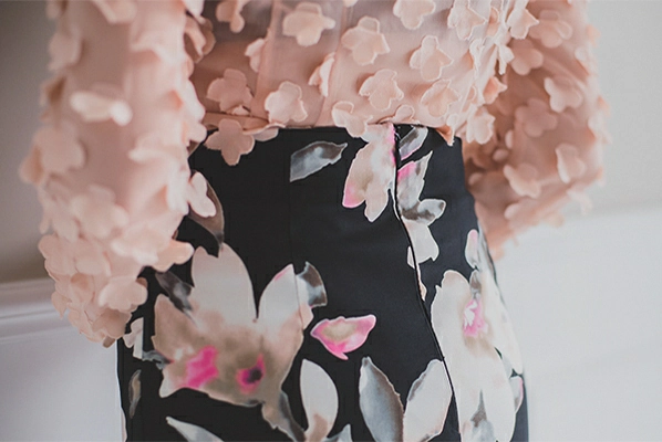 韩国美女模特李妍静 都市OL制服与粉色透视衬衫加黑色碎花短裙性感写真集,5 (30)