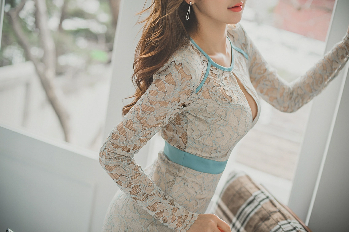 韩国美女模特李妍静 红色吊带连身礼裙与白色镂空裙性感写真集,2 (11)