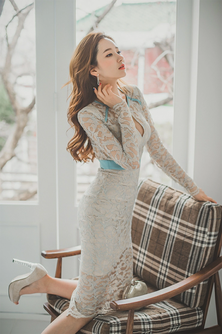 韩国美女模特李妍静 红色吊带连身礼裙与白色镂空裙性感写真集,2 (15)