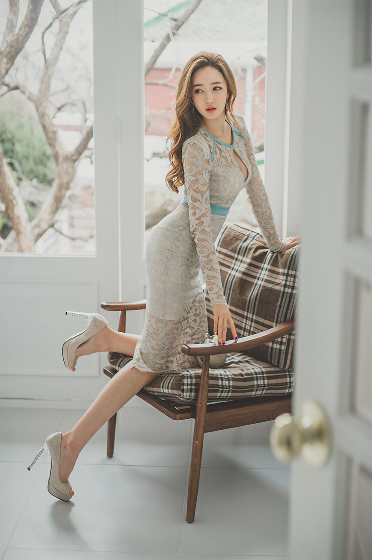 韩国美女模特李妍静 红色吊带连身礼裙与白色镂空裙性感写真集,2 (14)