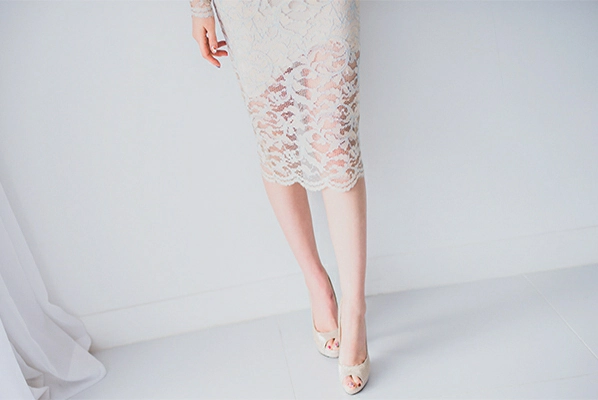 韩国美女模特李妍静 红色吊带连身礼裙与白色镂空裙性感写真集,2 (28)