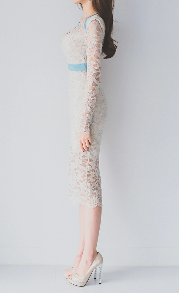 韩国美女模特李妍静 红色吊带连身礼裙与白色镂空裙性感写真集,2 (31)