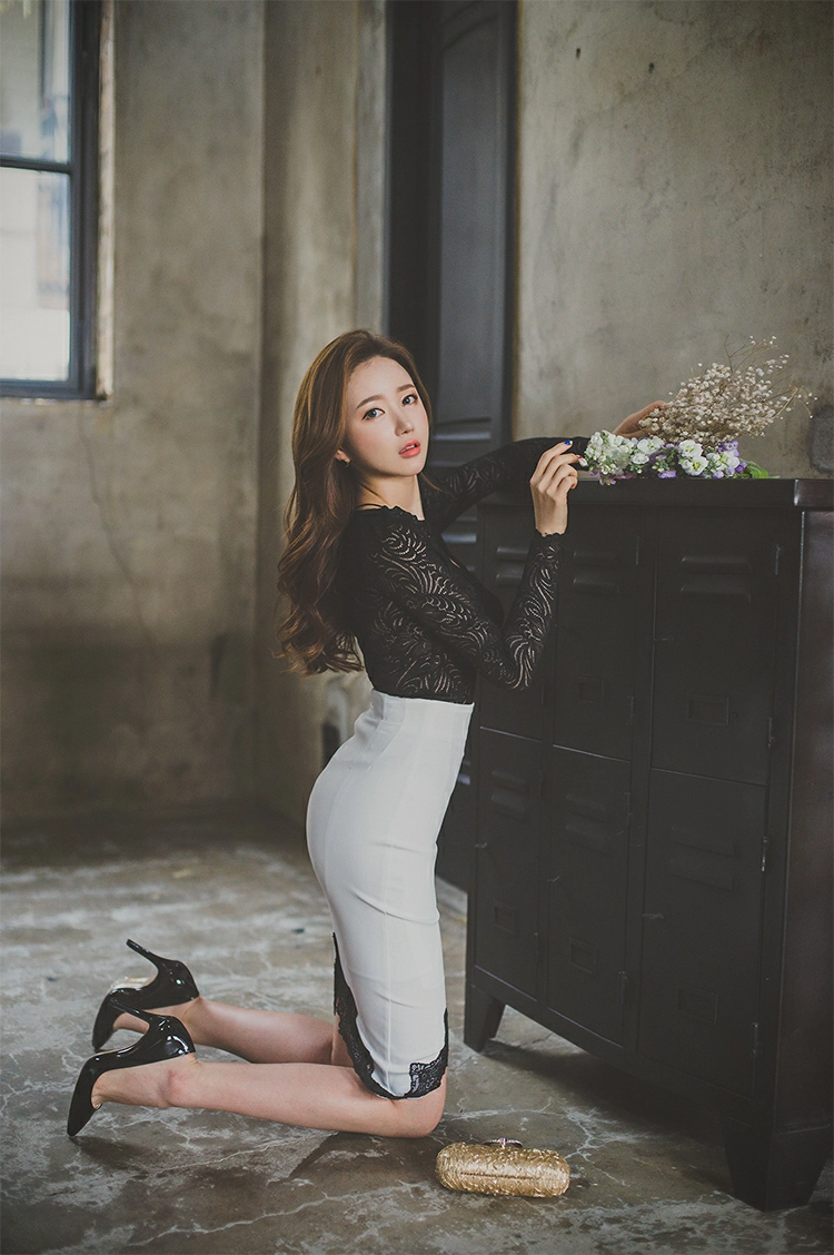 韩国美女模特李妍静 黑色透视OL衬衫加白色短裙与粉色抹胸连衣裙性感写真集,1 (14)