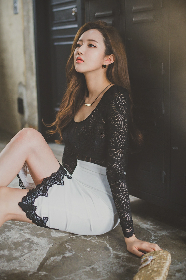 韩国美女模特李妍静 黑色透视OL衬衫加白色短裙与粉色抹胸连衣裙性感写真集,1 (21)