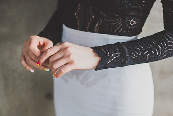 韩国美女模特李妍静 黑色透视OL衬衫加白色短裙与粉色抹胸连衣裙性感写真集,1 (26)