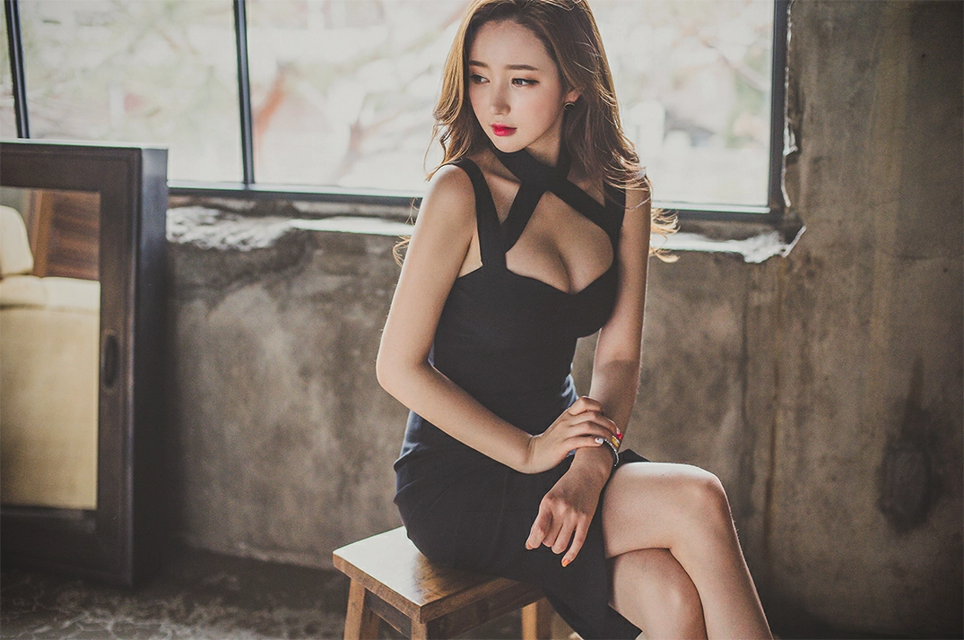 韩国美女模特李妍静 粉色连衣裙与黑白条纹短袖加长裙性感写真集,2 (19)