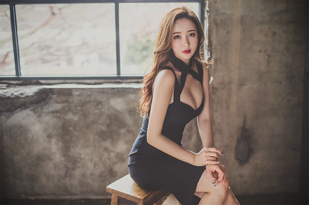 韩国美女模特李妍静 粉色连衣裙与黑白条纹短袖加长裙性感写真集,2 (20)