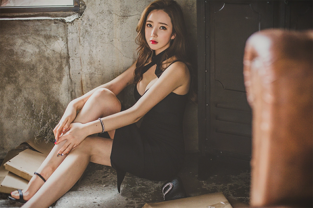 韩国美女模特李妍静 粉色连衣裙与黑白条纹短袖加长裙性感写真集,2 (23)