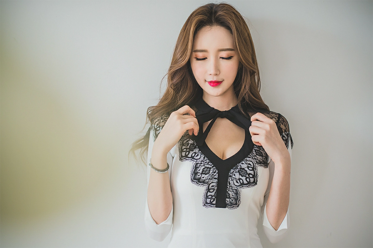 韩国美女模特李妍静 黑色透视衬衫加灰色长裙与白色连衣裙写真,2 (1)