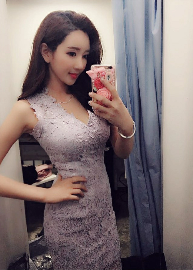 韩国美女模特李妍静 白色透视镂空OL制服加红色短裙与黑色连衣裙写真,1 (19)