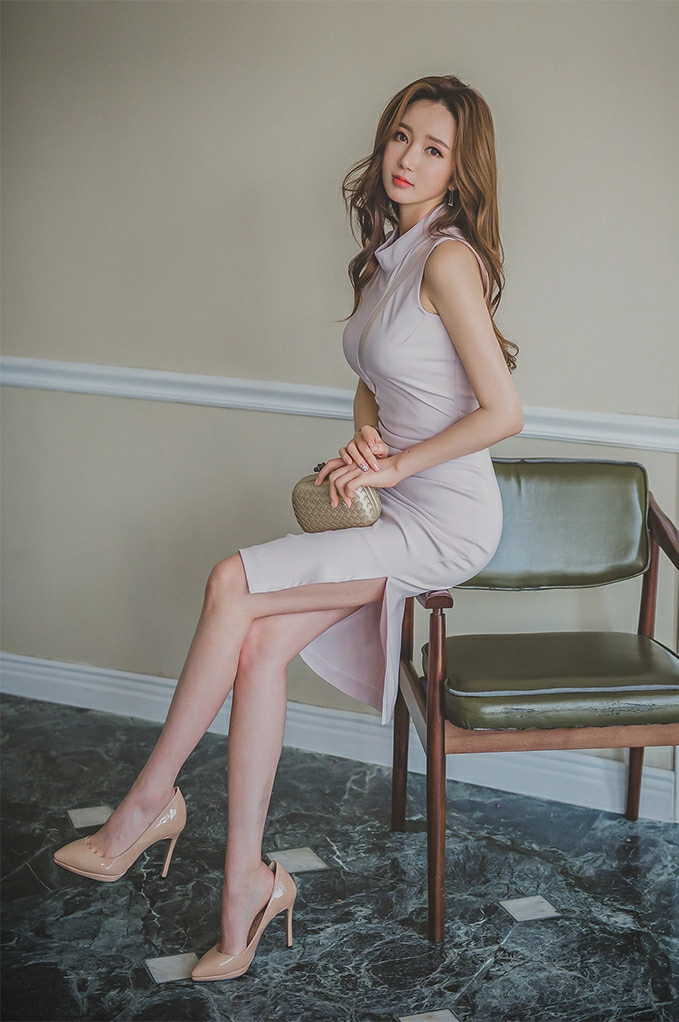 韩国美女模特李妍静 白色透视镂空OL制服加红色短裙与黑色连衣裙写真,2 (14)