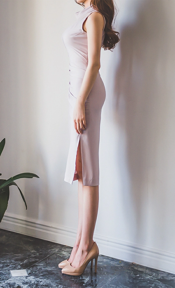 韩国美女模特李妍静 白色透视镂空OL制服加红色短裙与黑色连衣裙写真,2 (32)