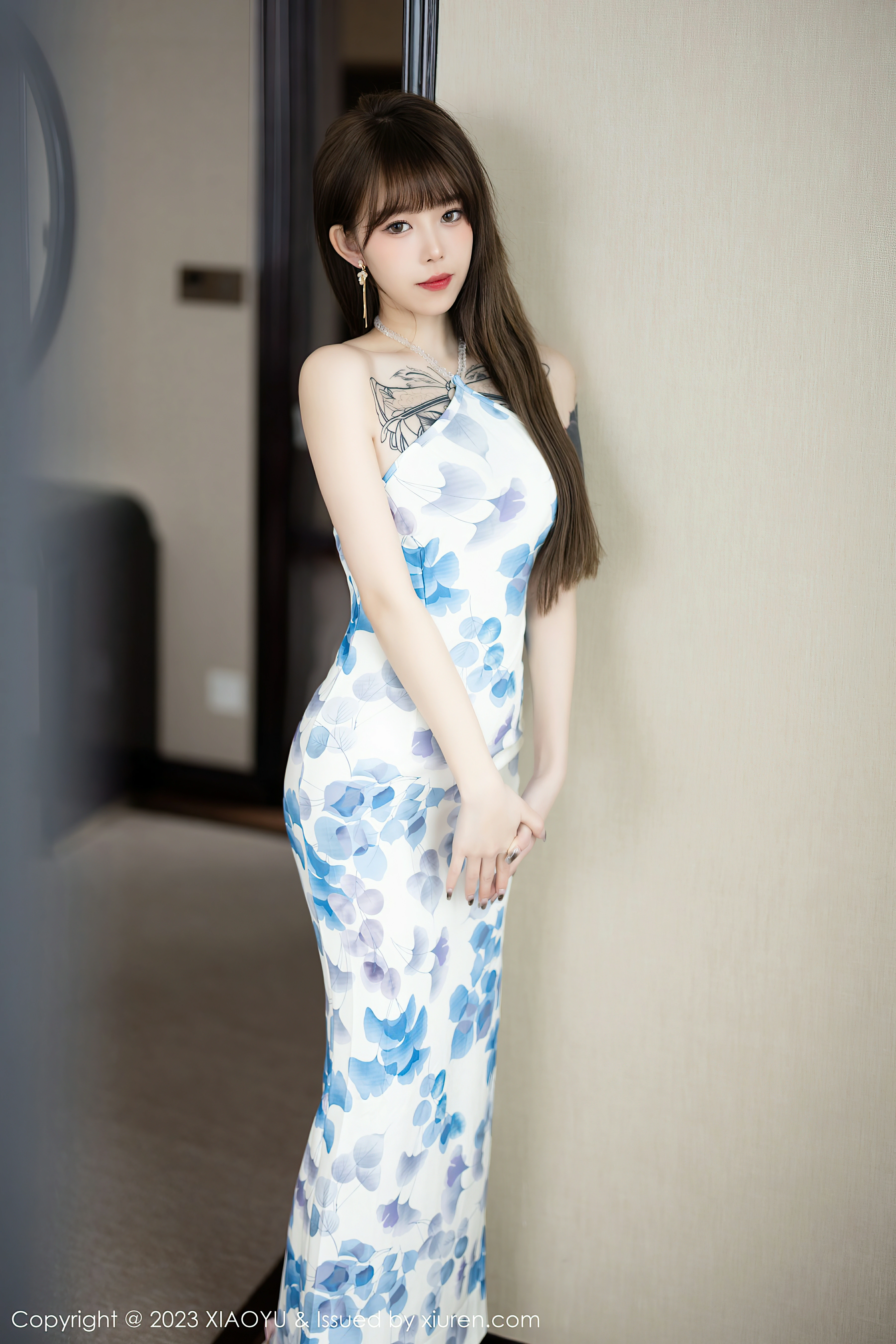 [XIAOYU语画界]YU20230314VOL0985 奶瓶 白色旗袍与粉色内衣加肉丝美腿性感私房写真集,0009