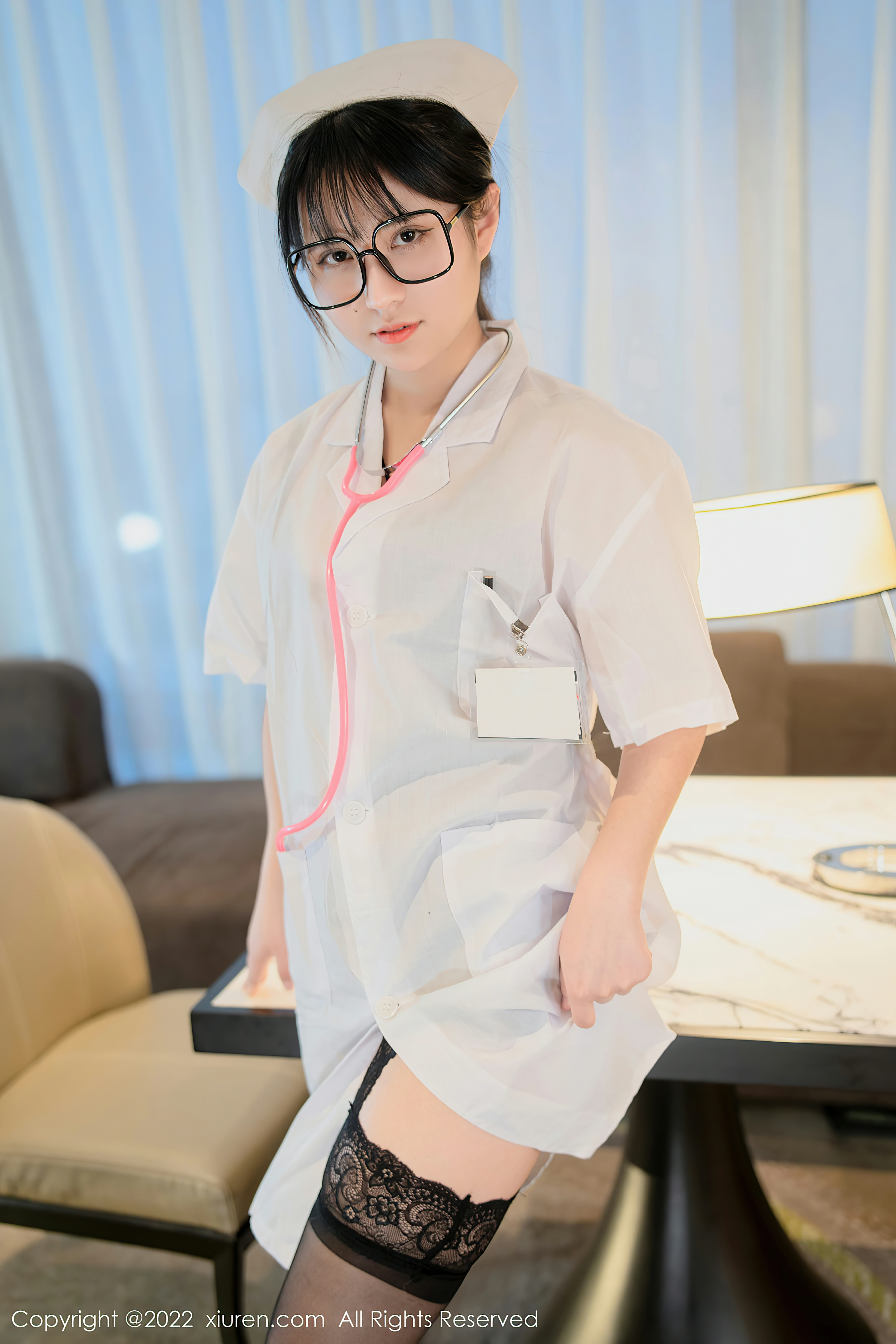 [Xiuren秀人网]XR20220629N05202 久久Aimee 性感女护士制服与黑色蕾丝内衣加黑丝美腿私房写真集,0012