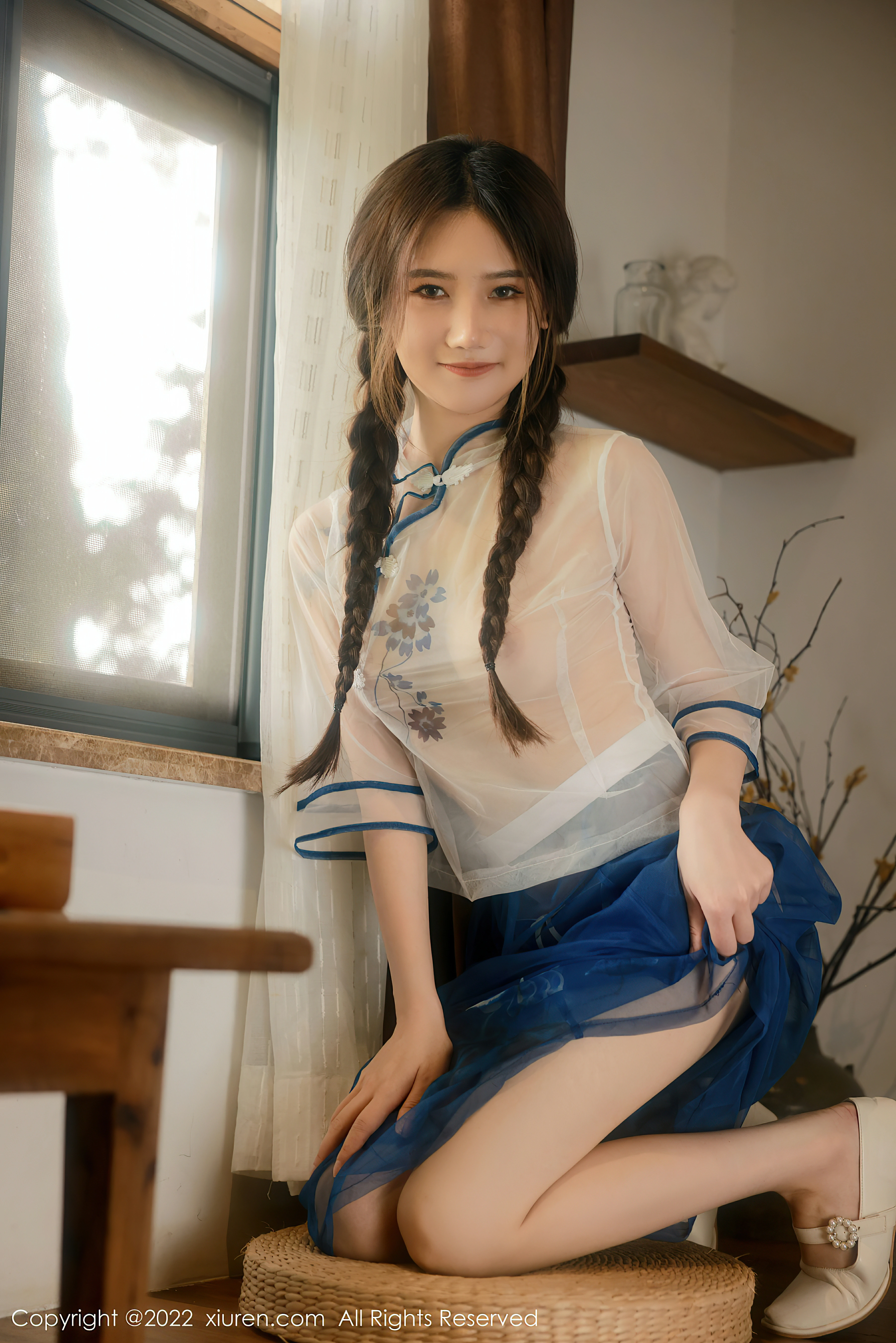 [Xiuren秀人网]XR20220718N05287 古月小同学 白色透视旗袍加蓝色短裙性感私房写真集,0008