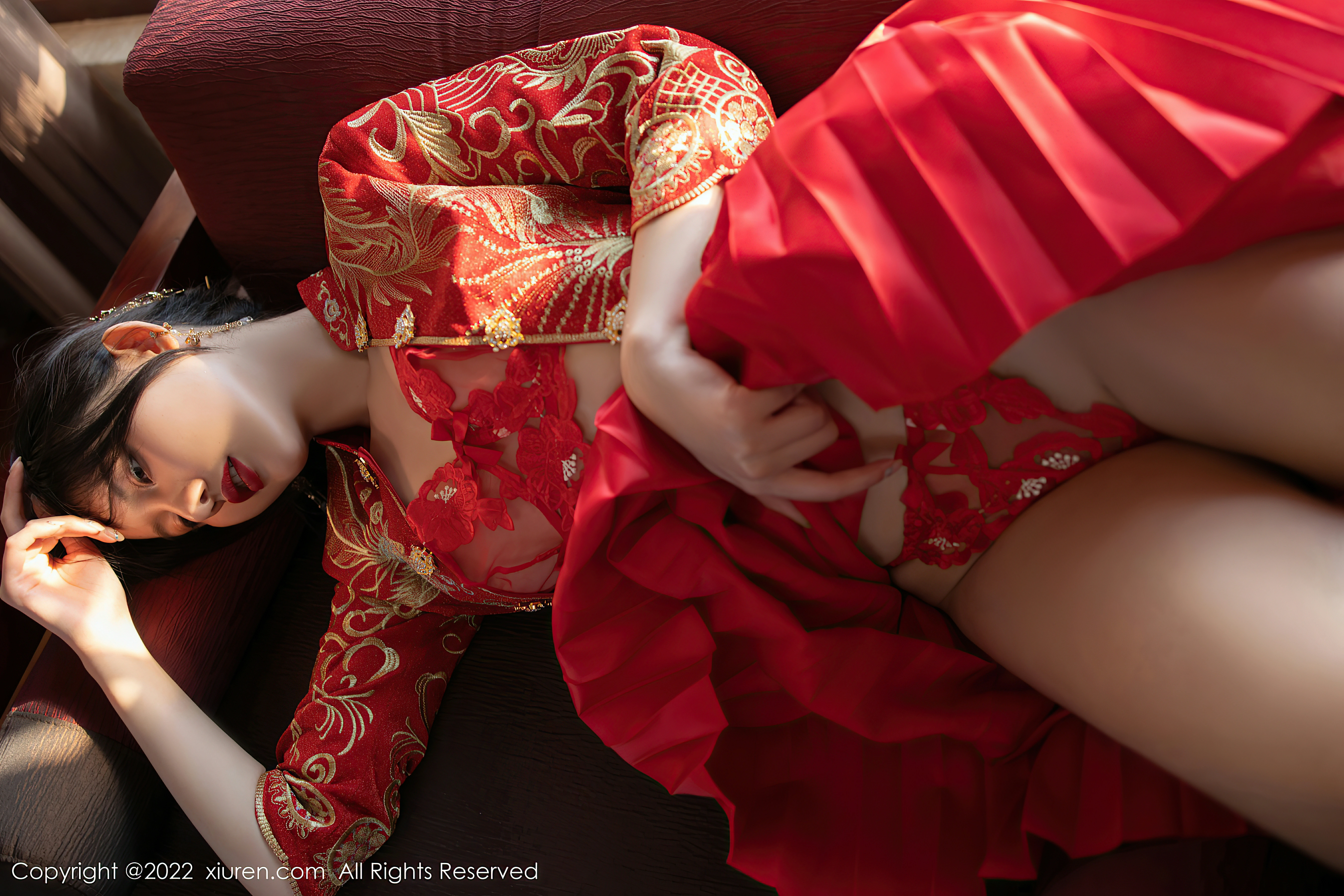 [Xiuren秀人网]XR20220722N05319 就是阿朱啊 红色汉服新娘装加透视情趣内衣性感私房写真集,0010