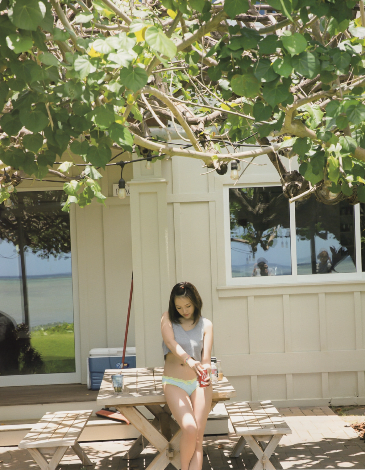 Ai Shinozaki 篠崎愛 - Mugen 夢幻 童颜巨乳 蕾丝内衣与比基尼泳装性感写真集,0030