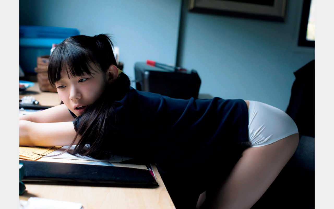 Marina Nagasawa 長澤茉里奈 pocchi B 童颜巨乳 比JK少女制服与比基尼泳装性感写真集,0025