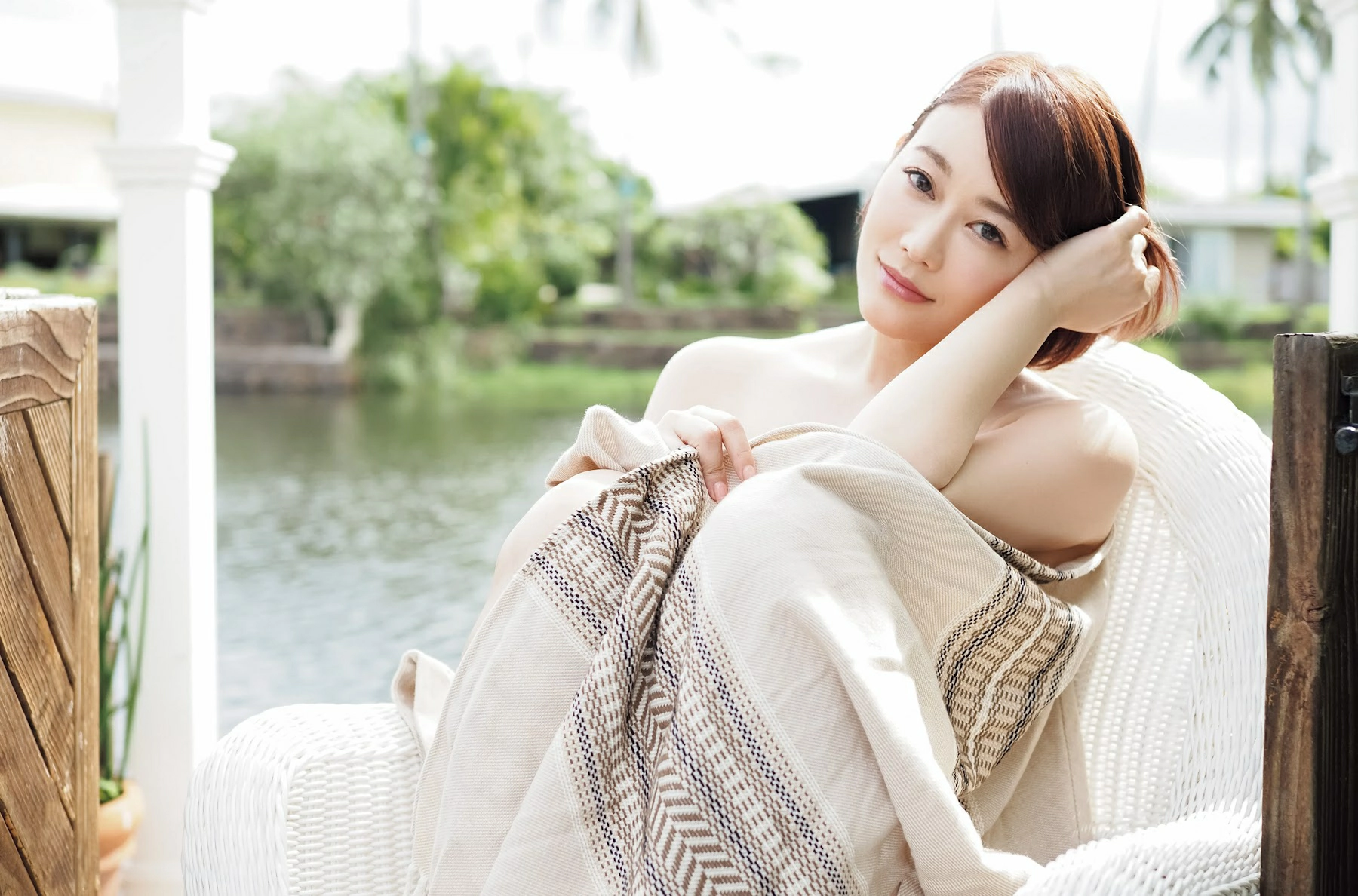 Sho Nishino 西野翔 - Lele 白色婚纱与比基尼泳装及黑色透视连体内衣性感写真集,0010
