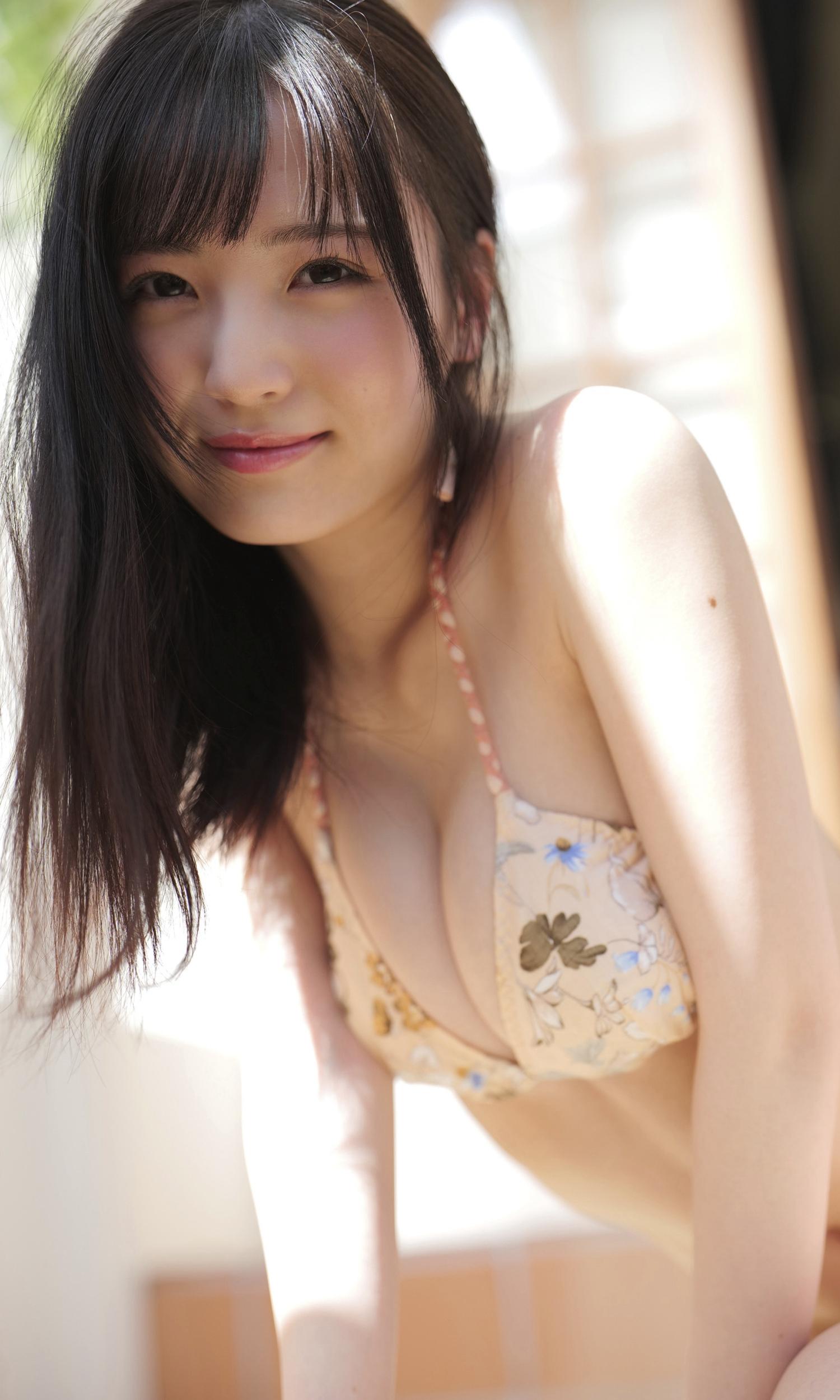 由良ゆら（ゆら ゆら，Yura Yura）「トキメケ！！」白色比基尼泳装与黑色蕾丝内衣性感写真集,0036