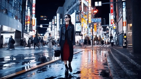 视频画面为一名时尚女子漫步在东京街头。图自OpenAI网站